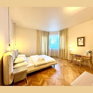 Center Unirii Square Private With View - Shared Amenities , Bucureşti România